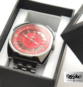 MOSSIMO 時計 レッド×メタル
