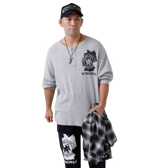 楽な着心地でいくミリタリーカジュアル