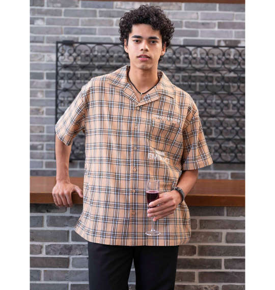 アメカジのエッセンスを加えた都会的チェックシャツコーデ 大きいサイズ メンズ服の通販 ミッド インターナショナル