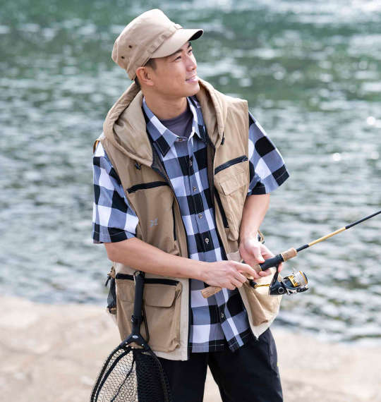 タウンもアウトドアも楽しむ大人の欲張りコーデ