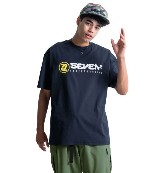 クールにラフにまとめたSEVEN2のストリートコーデ