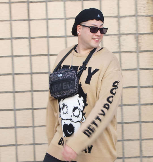 ゆったりオーバーサイズで着こなすBETTY BOOP