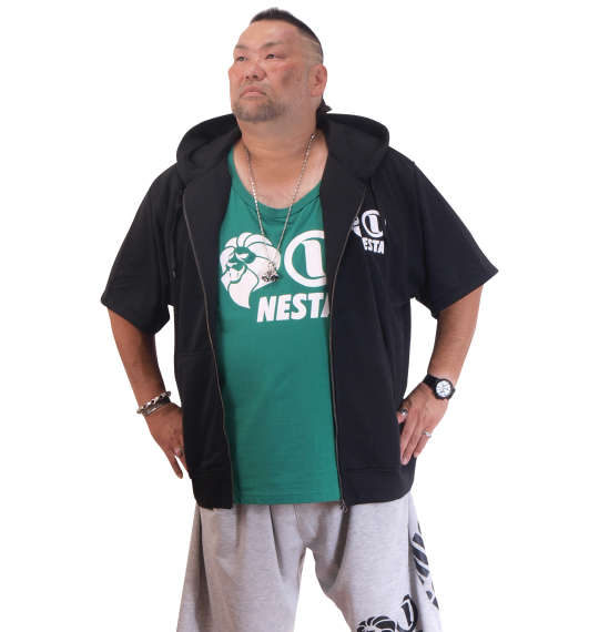 全身ネスタでまとめる攻めのストリートファッション