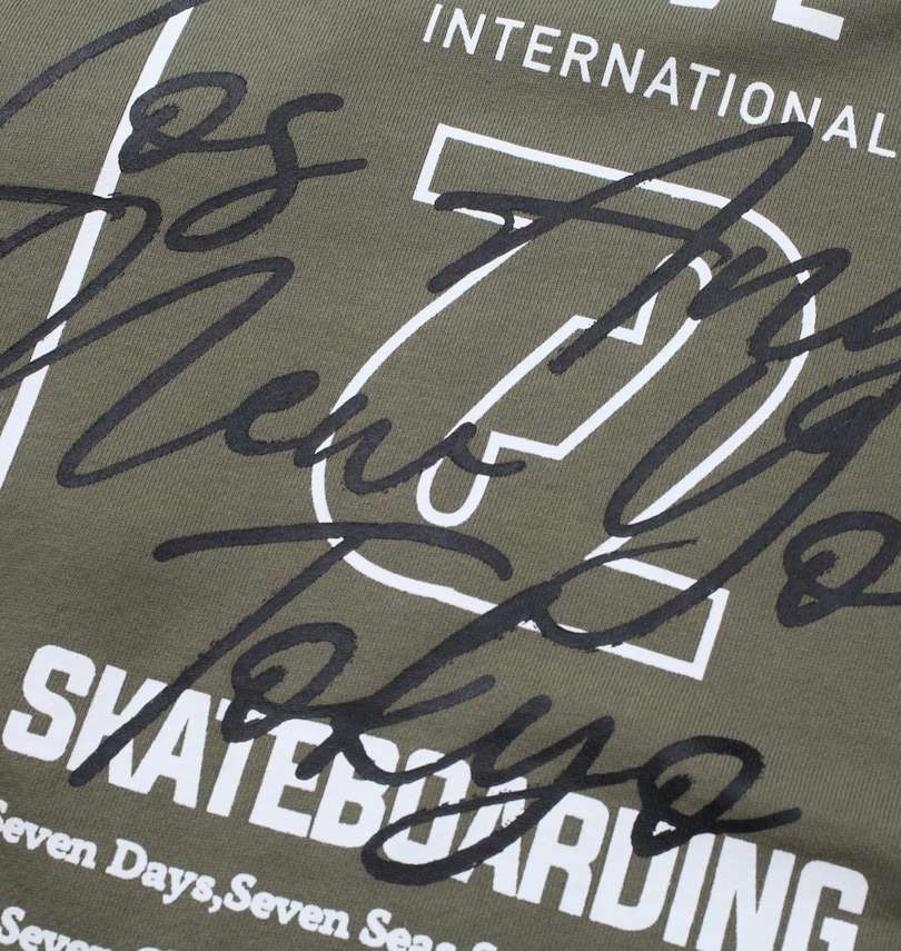 大きいサイズ メンズ SEVEN2 (セブンツー) 裏毛クルースウェット
                        プリント拡大