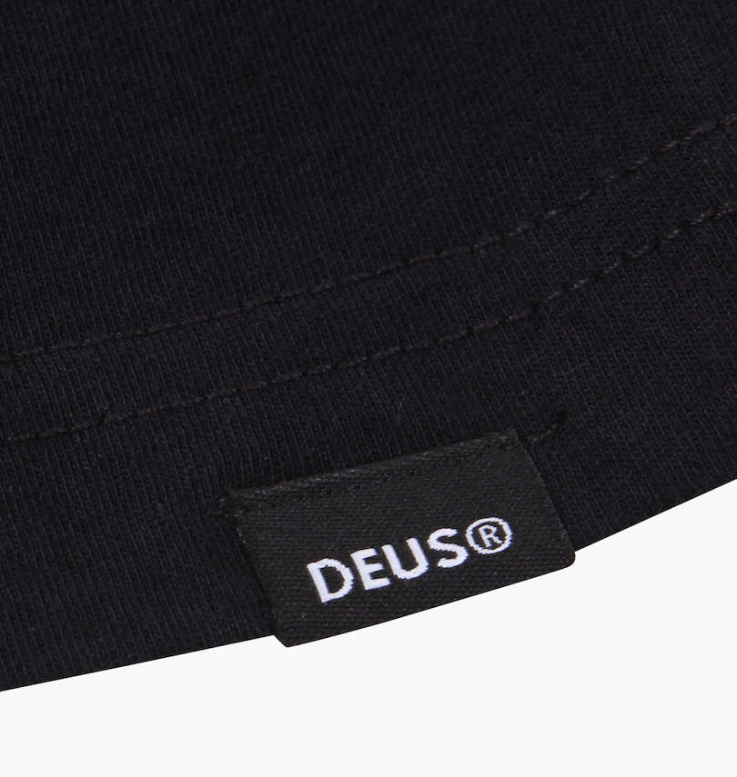 大きいサイズ メンズ DEUS EX MACHINA (デウス エクス マキナ) 長袖Tシャツ
左裾ピスネーム