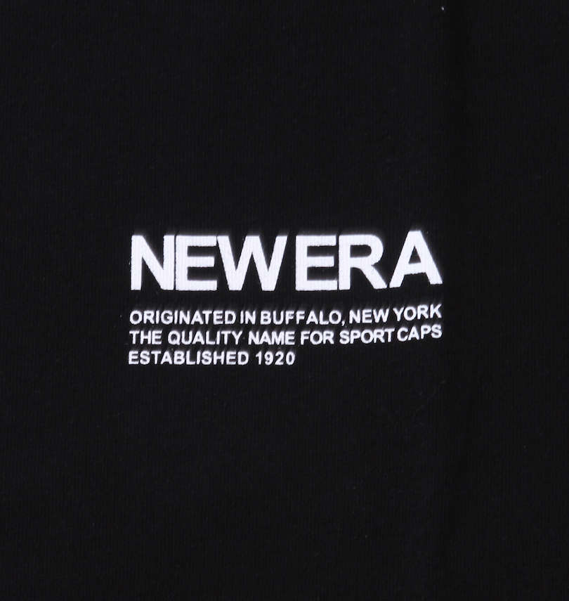 大きいサイズ メンズ NEW ERA (ニューエラ) フラッグロゴ&テキスト半袖Tシャツ 