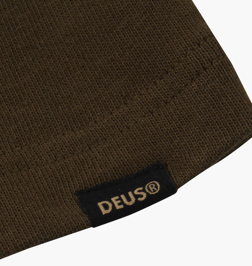 大きいサイズ メンズ DEUS EX MACHINA (デウス エクス マキナ) 長袖Tシャツ
                        左裾ピスネーム