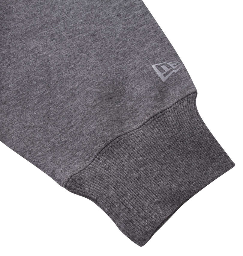 大きいサイズ メンズ NEW ERA (ニューエラ) テックスウェットプルパーカー
                        袖・再帰反射プリント