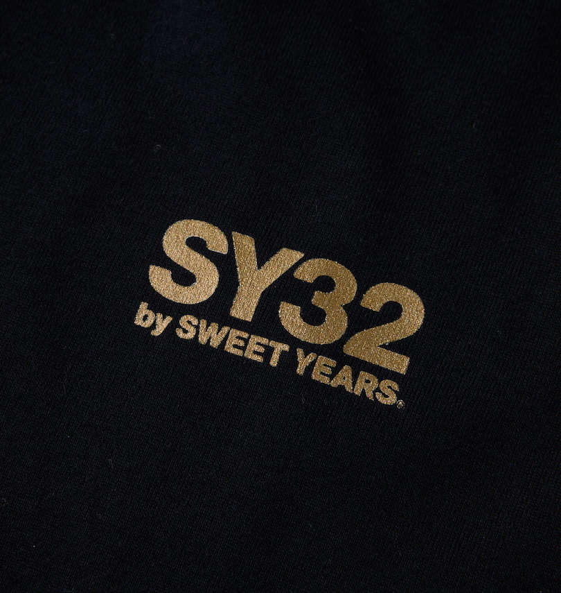 大きいサイズ メンズ SY32 by SWEET YEARS (エスワイサーティトゥバイスィートイヤーズ) マルチロゴ長袖Tシャツ フロントプリント