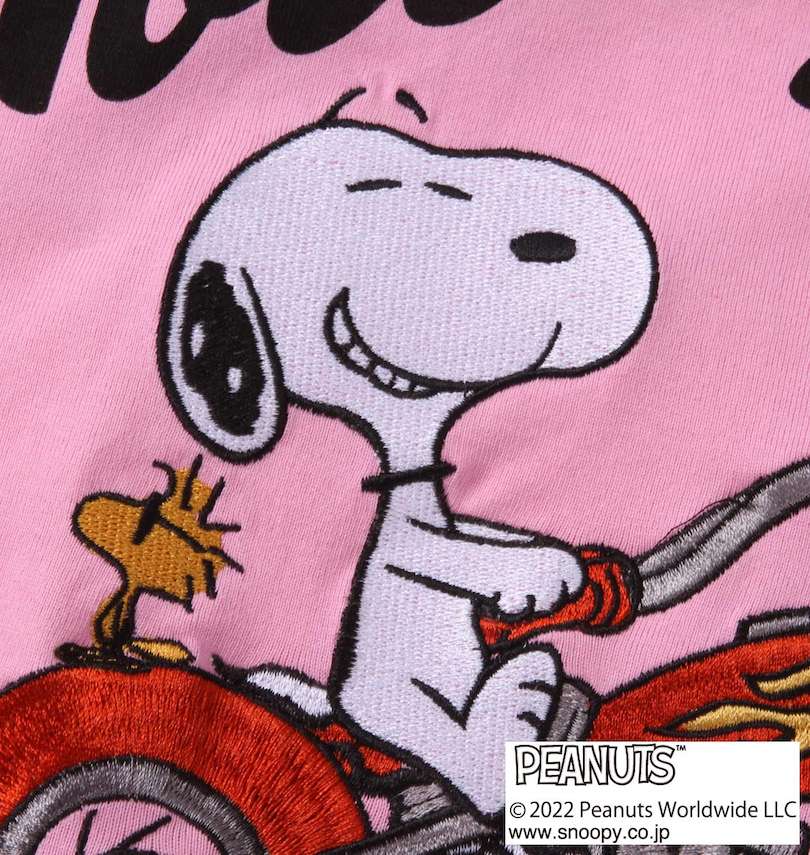 大きいサイズ メンズ FLAGSTAFF×PEANUTS (フラッグスタッフ) スヌーピーコラボ半袖Tシャツ
                        刺繍拡大