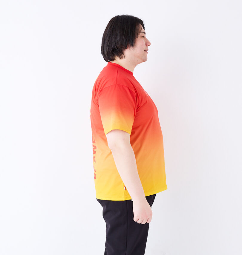 大きいサイズ メンズ SY32 by SWEET YEARS (エスワイサーティトゥバイスィートイヤーズ) グラデーションビッグロゴ半袖Tシャツ