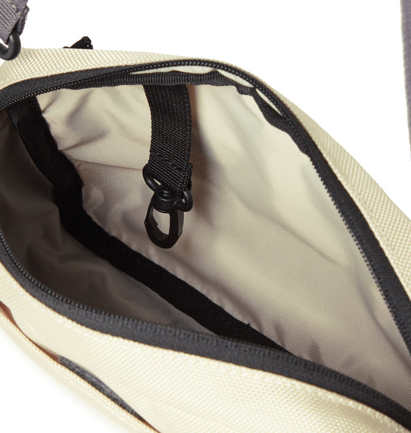 大きいサイズ メンズ NEW ERA (ニューエラ) ショルダーポーチラージ2L
                        キーフック