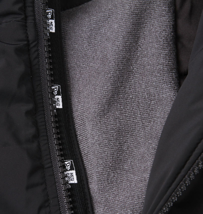 大きいサイズ メンズ NEW ERA®GOLF (ニューエラ®ゴルフ) ライトインシュレーテッドジャケット
                        保温裏地拡大