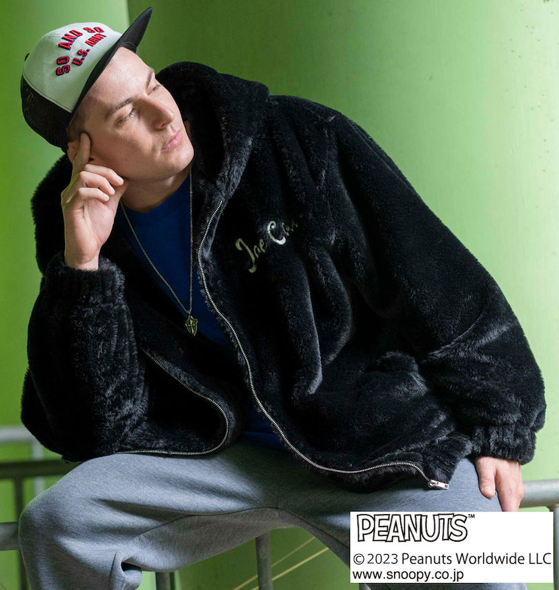 大きいサイズ メンズ FLAGSTAFF×PEANUTS (フラッグスタッフ) スヌーピーコラボフェイクファージャケット
モデル着用