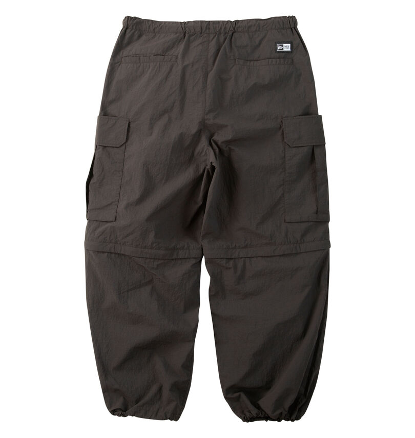 大きいサイズ メンズ NEW ERA (ニューエラ) デチャッタブルナイロンカーゴパンツ
                        バックスタイル