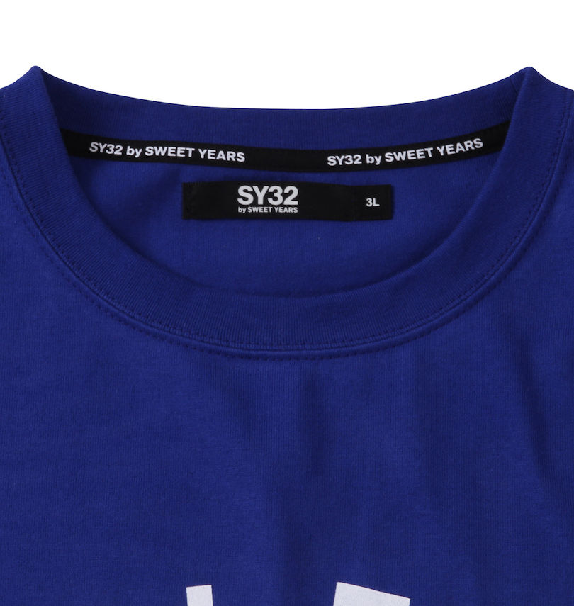 大きいサイズ メンズ SY32 by SWEET YEARS (エスワイサーティトゥバイスィートイヤーズ) カレッジロゴ半袖Tシャツ
                        襟の消臭テープ