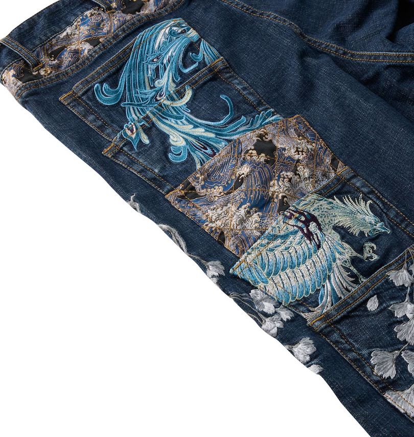 大きいサイズ メンズ 絡繰魂 (カラクリタマシイ) 藍鳳凰刺繍五連ポケットデニムパンツ 