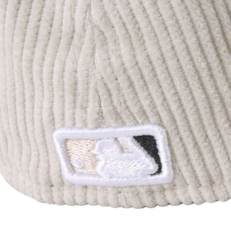 大きいサイズ メンズ NEW ERA (ニューエラ) 59FIFTY®ニューヨーク・ヤンキースMLB Corduroyキャップ
バックスタイル