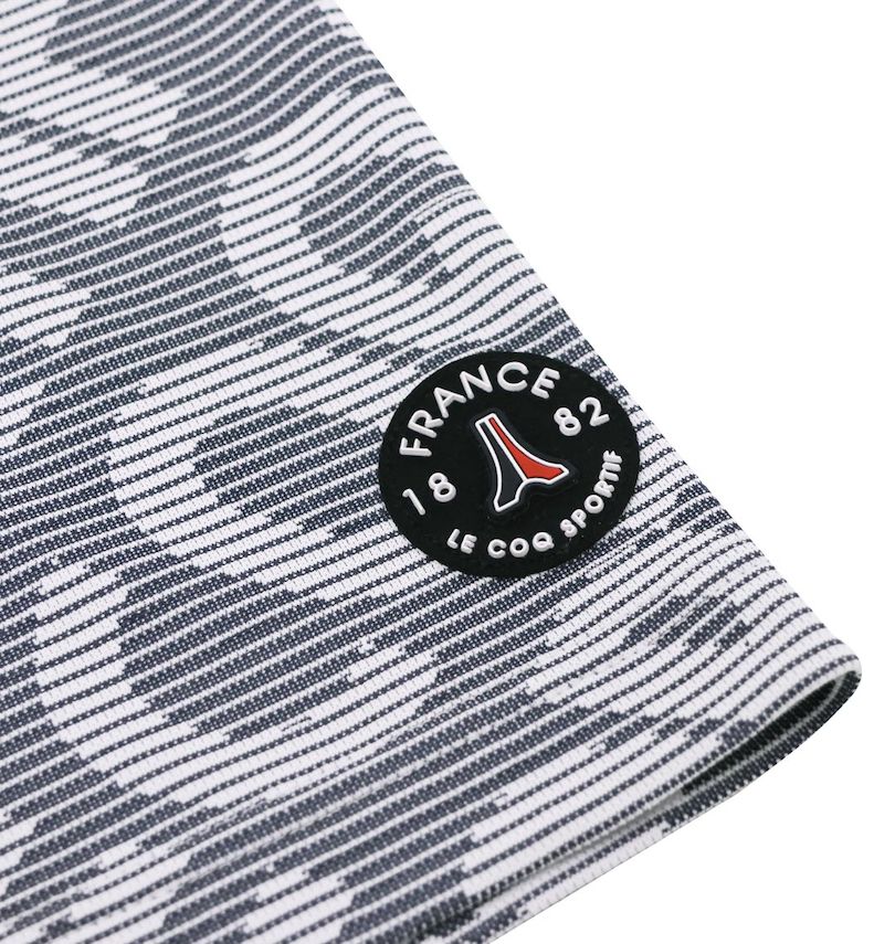 大きいサイズ メンズ LE COQ SPORTIF GOLF (ルコックスポルティフ　ゴルフ) ストレッチフォーサー総柄モックネック半袖シャツ 袖のワッペン