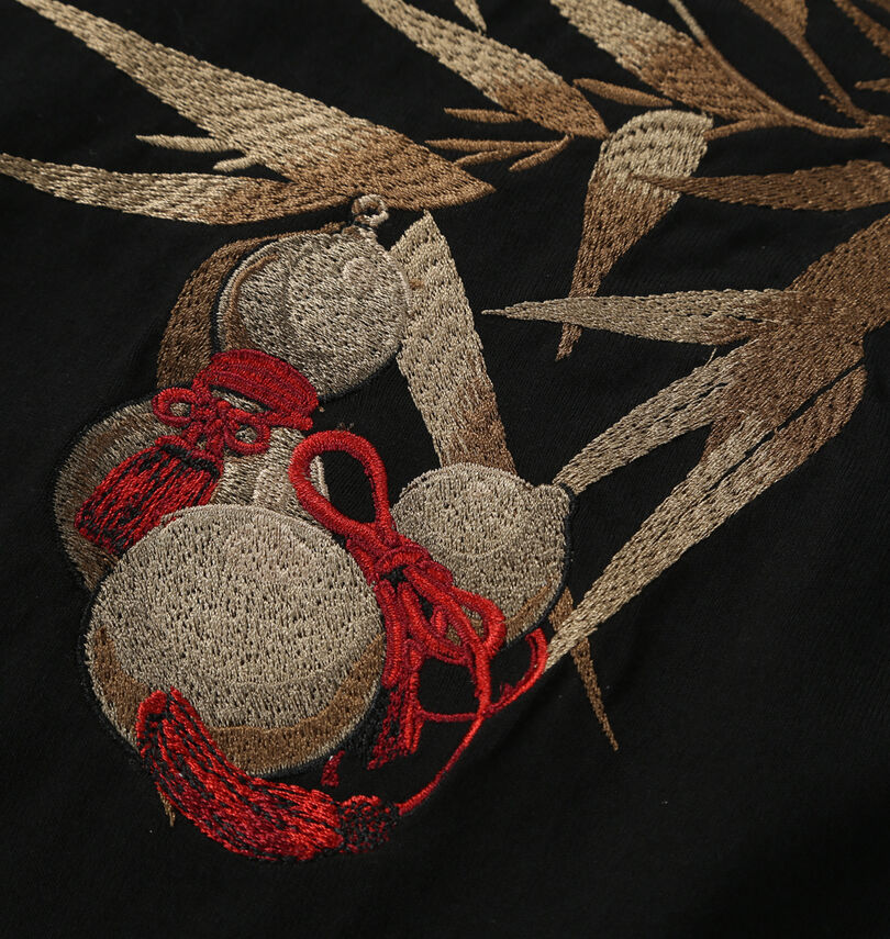 大きいサイズ メンズ 絡繰魂 (カラクリタマシイ) 猫又瓢箪半袖Tシャツ
                        刺繍