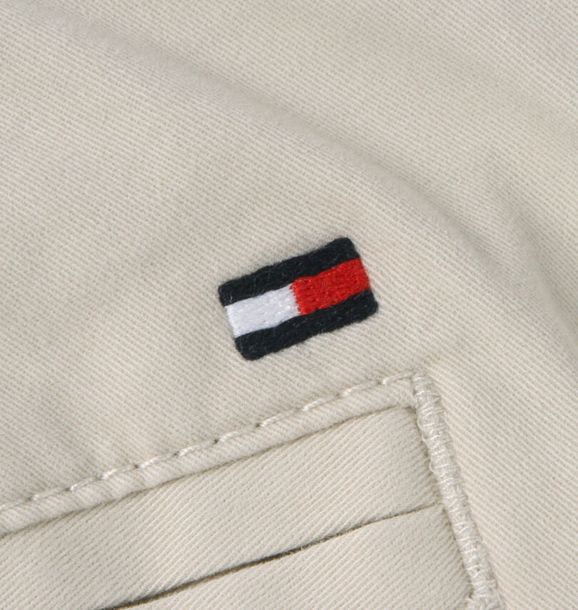 大きいサイズ メンズ TOMMY HILFIGER (トミーヒルフィガー) チノパンツ
バック刺繍