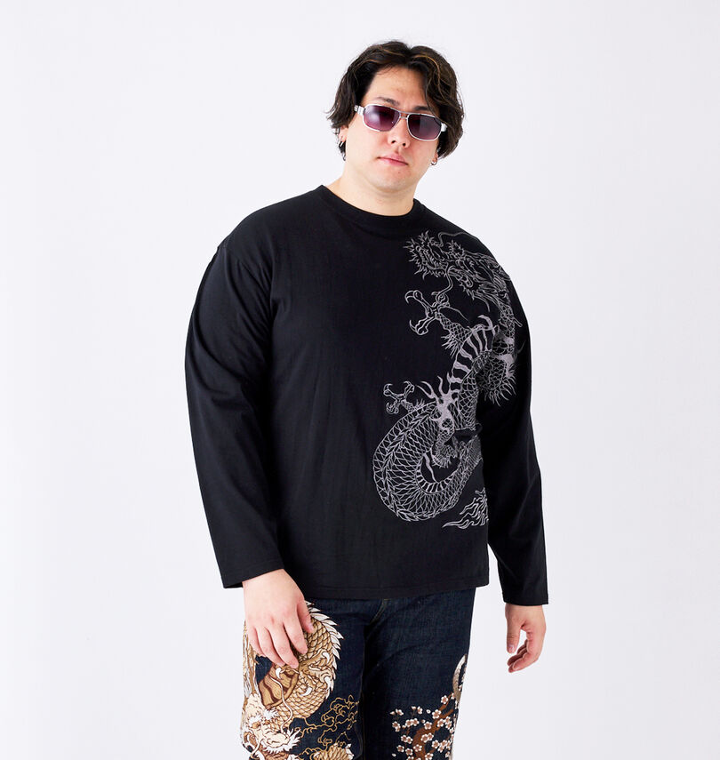 大きいサイズ メンズ 絡繰魂 (カラクリタマシイ) 龍の戯れ長袖Tシャツ
