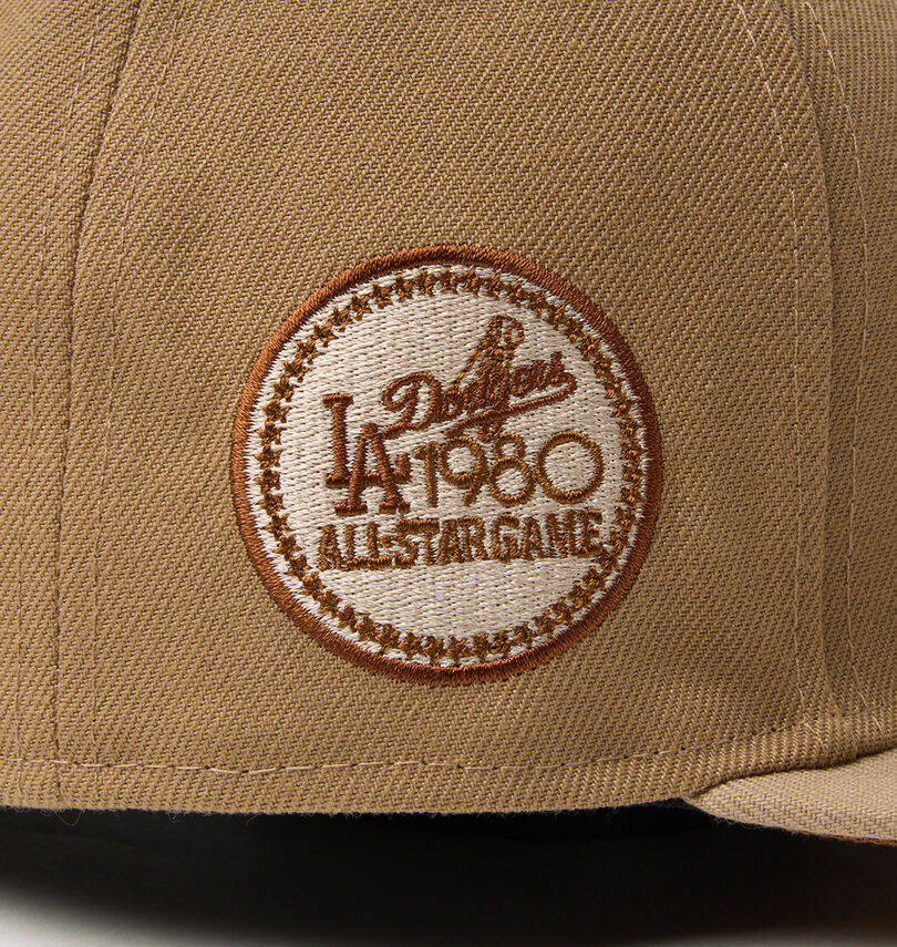 大きいサイズ メンズ NEW ERA (ニューエラ) 59FIFTY®ロサンゼルス・ドジャースCAMO COLORキャップ
                        刺繍パッチ