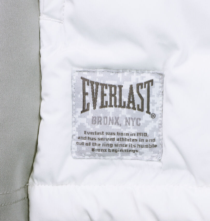 大きいサイズ メンズ EVERLAST (エバーラスト) 脇切替防風フードベスト
                        裾ピスネーム