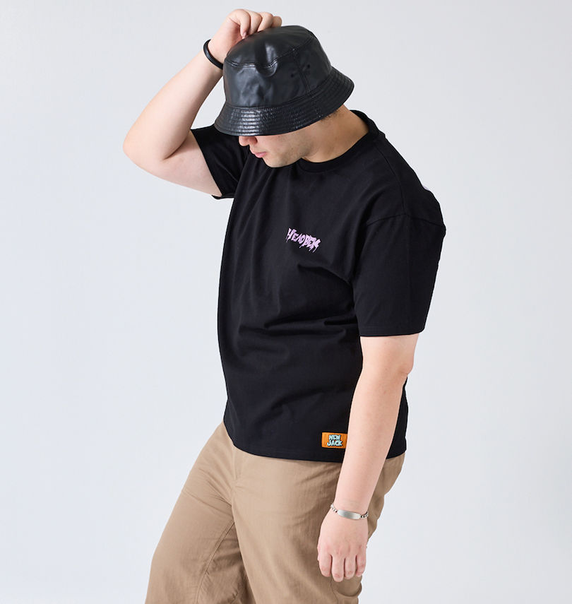 大きいサイズ メンズ ATC×NEW JACK (エーティーシー×ニュージャック) スプレーボーイ柄天竺半袖Tシャツ
                        