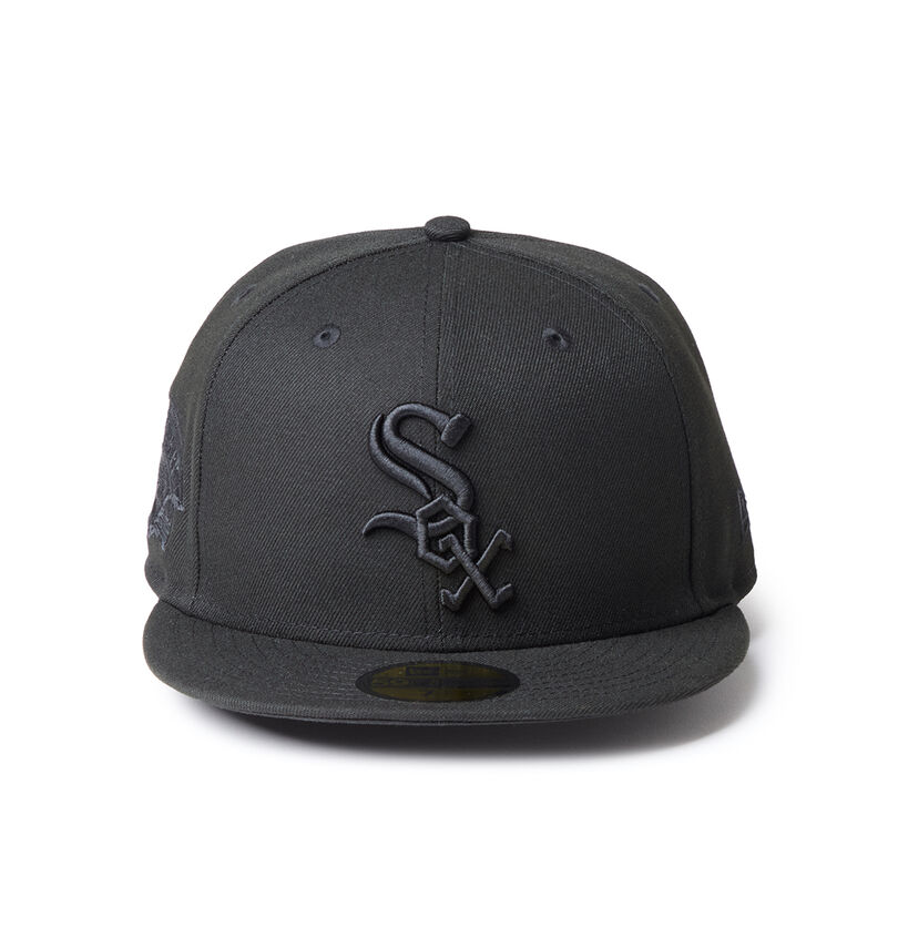 大きいサイズ メンズ NEW ERA (ニューエラ) 59FIFTY®シカゴ・ホワイトソックスBLACK ON BLACKキャップ