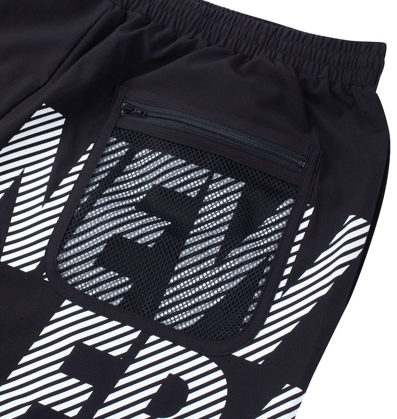 大きいサイズ メンズ NEW ERA (ニューエラ) ハーフパンツ
                        バックポケット