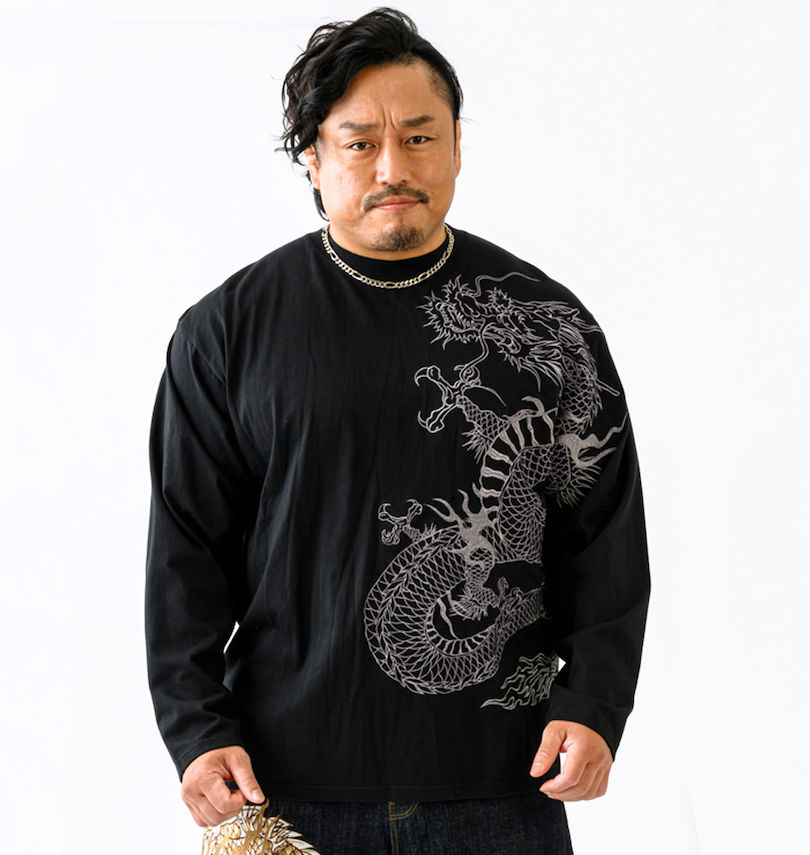 大きいサイズ メンズ 絡繰魂 (カラクリタマシイ) 龍の戯れ長袖Tシャツ