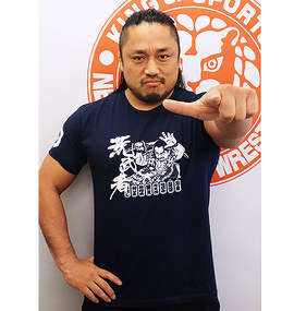 大きいサイズ メンズ 新日本プロレス (シンニホンプロレス) 後藤選手荒武者祭り半袖Tシャツ