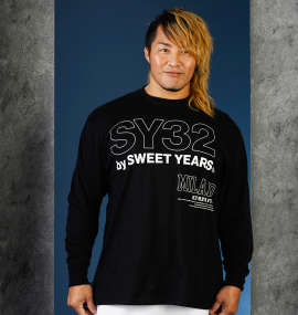 大きいサイズ メンズ SY32 by SWEET YEARS (エスワイサーティトゥバイスィートイヤーズ) スティックアウトロゴ長袖Tシャツ