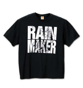 大きいサイズ メンズ 新日本プロレス (シンニホンプロレス) オカダ選手RAIN MAKER柄半袖Tシャツ
