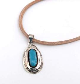 シルバーチョーカー